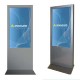 Digital Signage Stele Front-und Seitenansicht