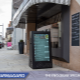 Mobile Digitale Werbestele Outdoor im Einsatz vor einem Restaurant anschauen